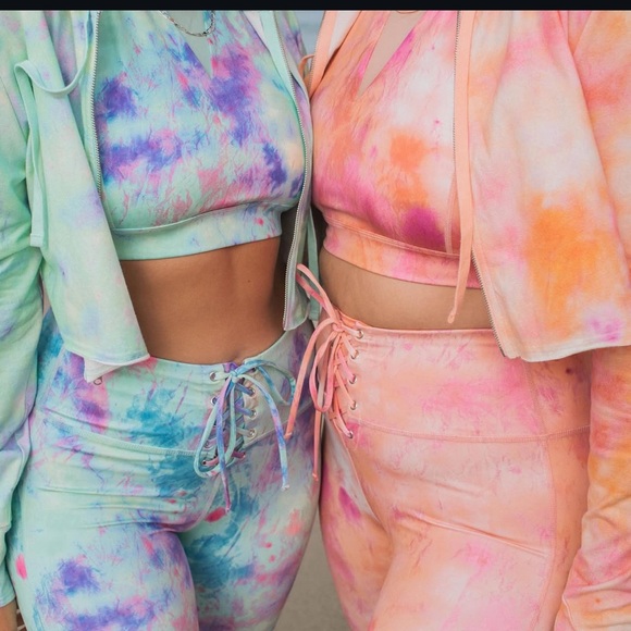 WVVY by Fitty Britttty Multicolor Tie-Dye Leggings - Picture 2 of 4